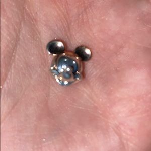 Rose gold Mickey Pandora essence charm